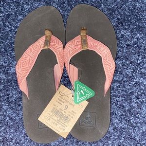 Women’s reef flip flops